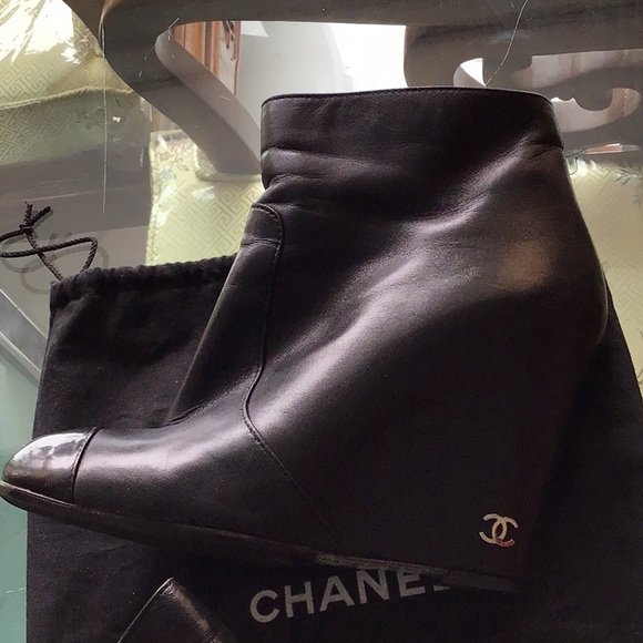 Chanel wedge booties - Picture 2 of 7